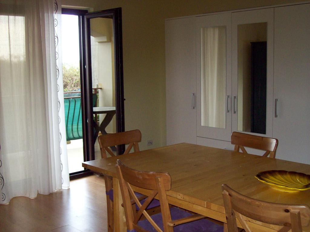 Apartment Monfiorenzo 11 โรวีน ภายนอก รูปภาพ